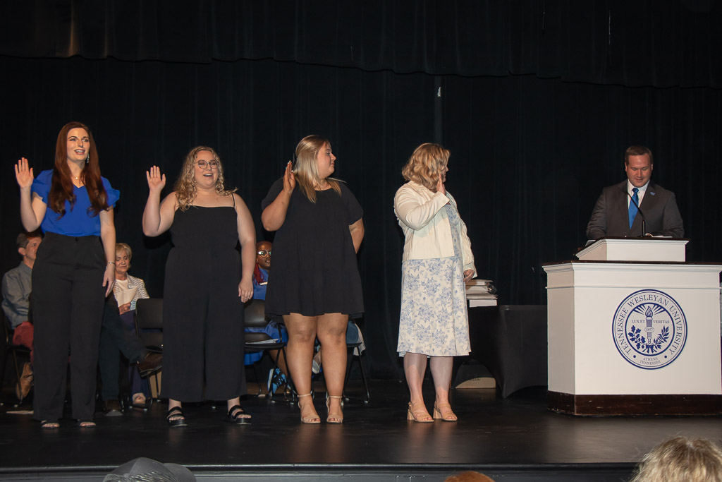 SGA Officers taking oath at Honors Day