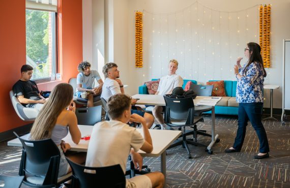 Success coach meeting in Mosher Center